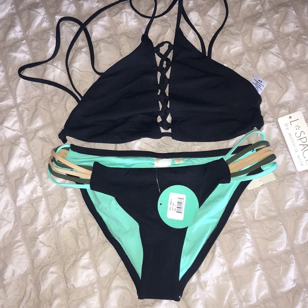NWT L Space Nikki Black Reversible Lace Up Bikini